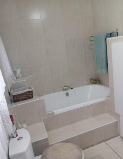 3 Bedroom Property for Sale in Despatch Central Eastern Cape